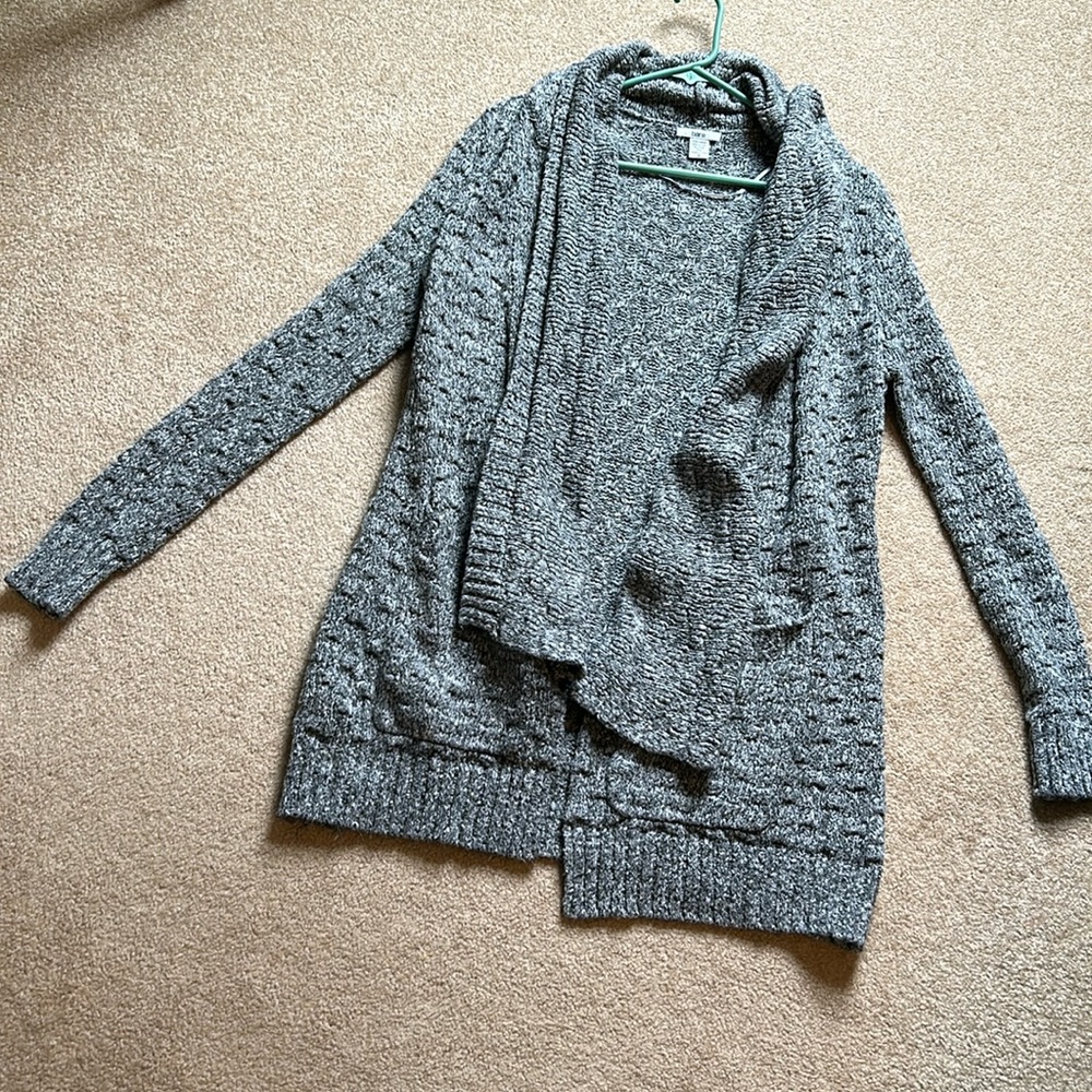 Bar III marbled gray Carnigan pocketed sweater